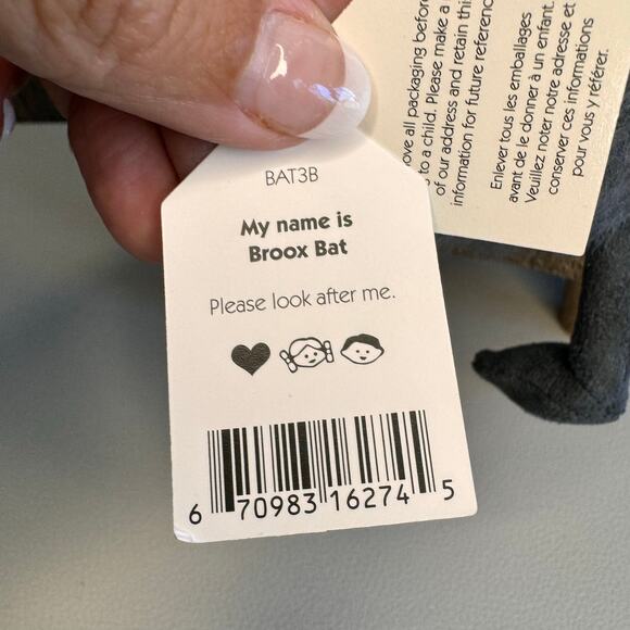 Jellycat Bat NEW! FAST SHIP Jellycat Broox Bat Halloween - Picture 9 of 9